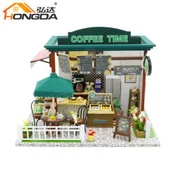 C006 Casa de bonecas na hora do café